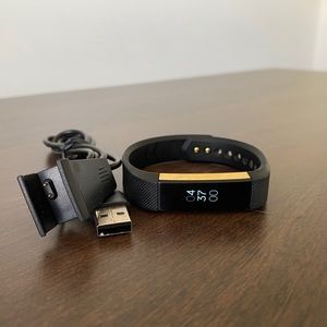 FitBit Alta fitness tracker W/ charger